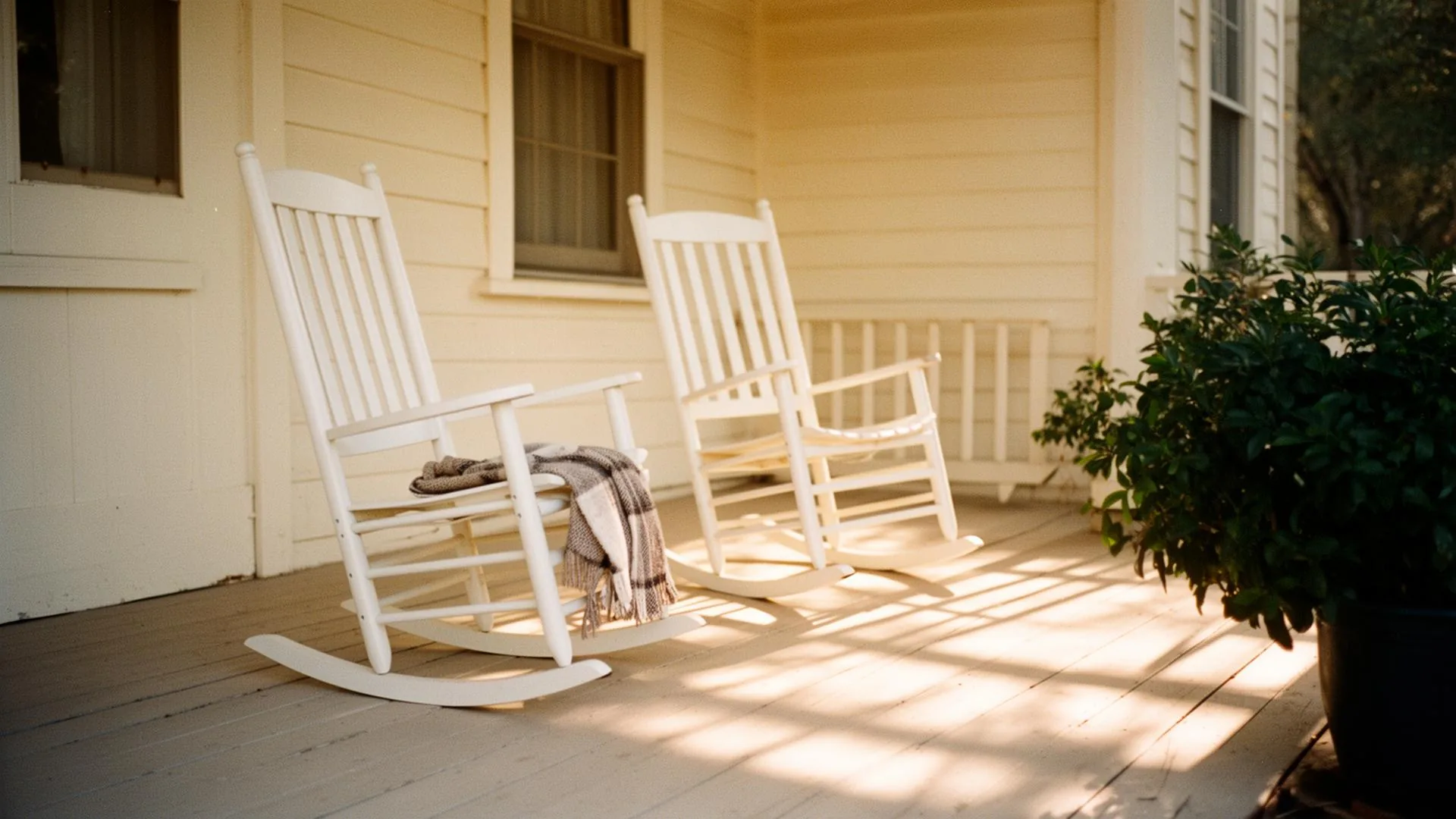 Quiet Fort Worth front porch — late afternoon
